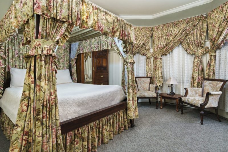 Photo of bedroom with Canopy queenbed